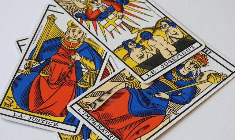 🧙 Tirada de Cartas del Tarot de Marsella 🧚 Significado y Tirada Gratis